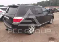 2013 Toyota Highlander фото