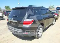 2013 Toyota Highlander фото