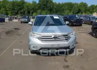 2013 Toyota Highlander фото