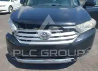 2013 Toyota Highlander фото