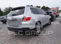 2013 Toyota Highlander фото