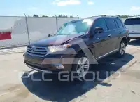 2013 Toyota Highlander photo