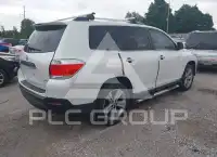 2013 Toyota Highlander photo