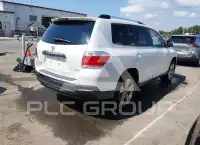 2013 Toyota Highlander фото