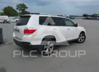2013 Toyota Highlander фото