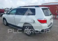 2013 Toyota Highlander photo