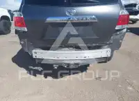 2013 Toyota Highlander фото
