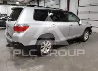2013 Toyota Highlander фото