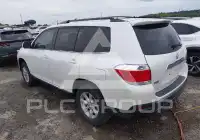 2013 Toyota Highlander photo