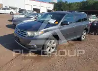 2013 Toyota Highlander photo