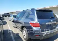 2013 Toyota Highlander фото
