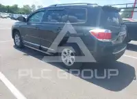 2013 Toyota Highlander фото