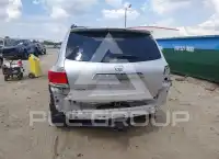 2013 Toyota Highlander фото