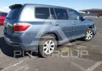 2013 Toyota Highlander фото