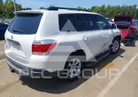 2013 Toyota Highlander фото