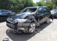 2013 Toyota Highlander фото