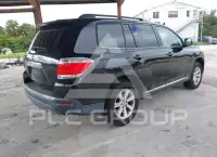 2013 Toyota Highlander фото