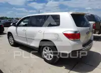 2013 Toyota Highlander фото
