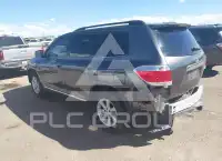 2013 Toyota Highlander фото