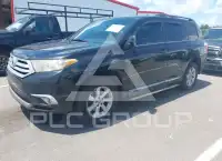 2013 Toyota Highlander фото