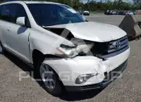 2013 Toyota Highlander фото