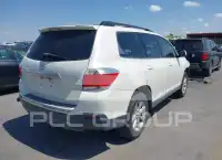 2013 Toyota Highlander фото