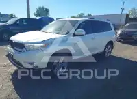 2013 Toyota Highlander photo