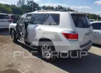 2013 Toyota Highlander фото