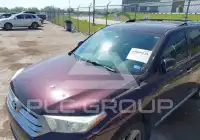 2013 Toyota Highlander photo