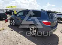 2013 Toyota Highlander фото