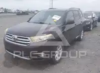 2013 Toyota Highlander photo
