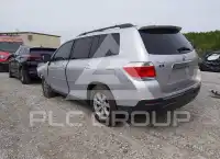 2013 Toyota Highlander фото