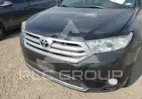 2013 Toyota Highlander фото