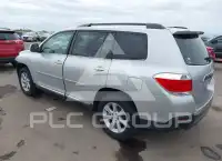 2013 Toyota Highlander фото