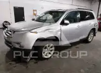 2013 Toyota Highlander фото