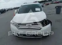 2013 Toyota Highlander фото