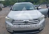 2013 Toyota Highlander photo
