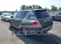 2013 Toyota Highlander фото