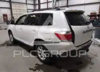 2013 Toyota Highlander photo