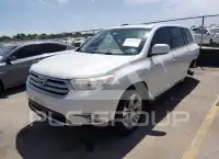 2013 Toyota Highlander фото