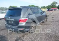 2013 Toyota Highlander фото