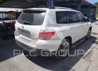 2013 Toyota Highlander photo