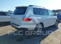2013 Toyota Highlander фото