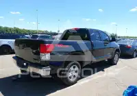 2013 Toyota TUNDRA photo