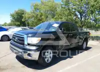 2013 Toyota TUNDRA photo