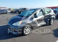 2013 Toyota PRIUS фото