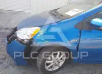 2013 Toyota PRIUS фото