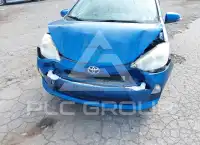 2013 Toyota PRIUS фото