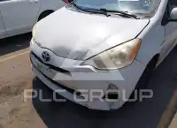 2013 Toyota PRIUS фото