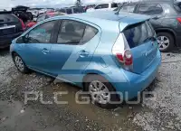 2013 Toyota PRIUS фото